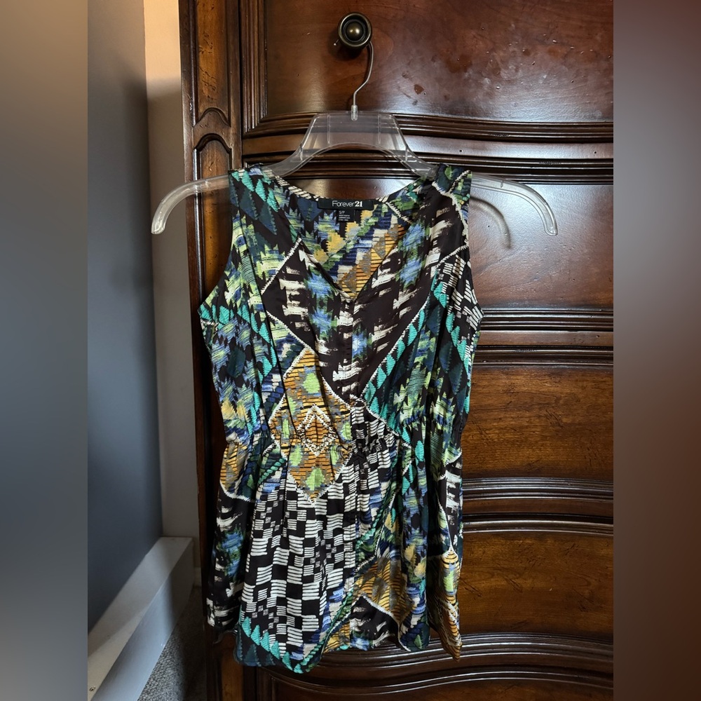 Forever 21 Abstract Blue and Green Top